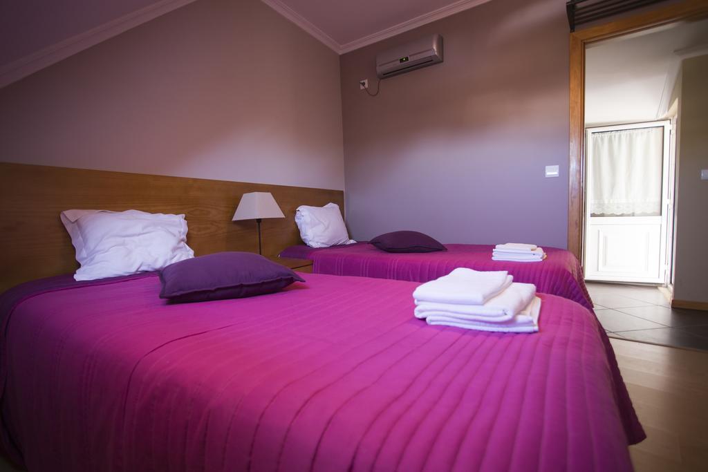 Hostal Casas Do Terreiro Seia Habitación foto
